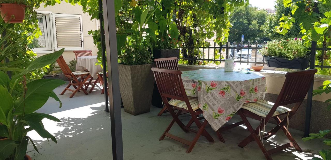 Apartments Dalia House Hvar Town Exterior foto